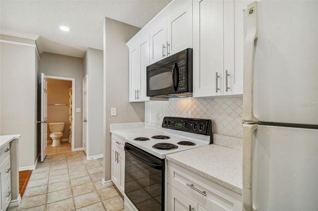 4307 BAYSIDE VILLAGE DRIVE 104, Tampa, FL 33615