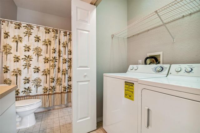4307 BAYSIDE VILLAGE DRIVE 104, Tampa, FL 33615