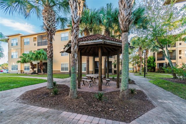 4307 BAYSIDE VILLAGE DRIVE 104, Tampa, FL 33615