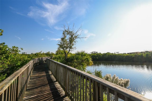 4307 BAYSIDE VILLAGE DRIVE 104, Tampa, FL 33615