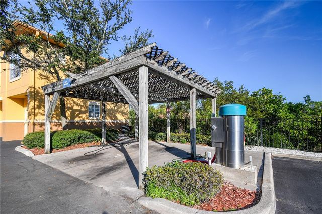 4307 BAYSIDE VILLAGE DRIVE 104, Tampa, FL 33615