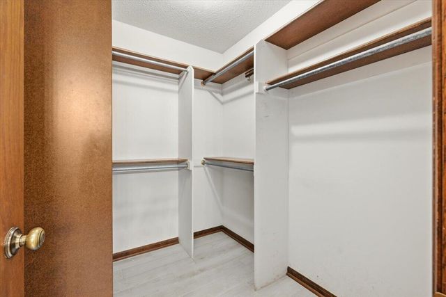 163 NORWOOD Drive, Council Bluffs, IA 51503