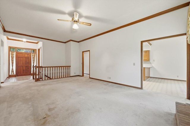 163 NORWOOD Drive, Council Bluffs, IA 51503