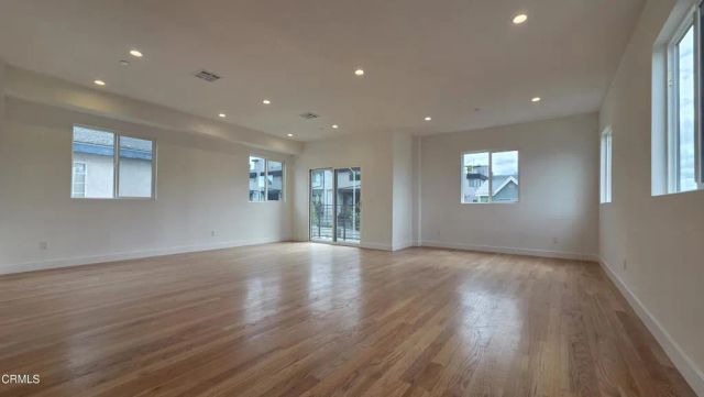 915 N Ridgewood Place, Los Angeles, CA 90038