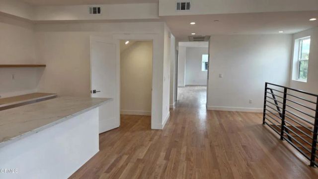 915 N Ridgewood Place, Los Angeles, CA 90038