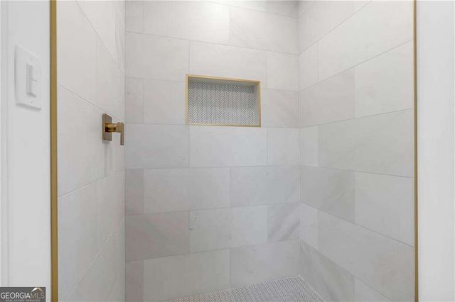 5240 Omalley Lane, Stone Mountain, GA 30088