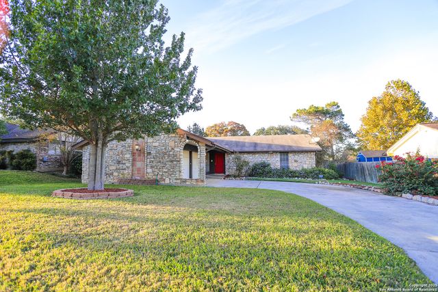 8227 Capricorn, Universal City, TX 78148