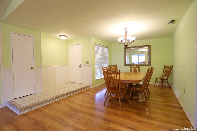 8227 Capricorn, Universal City, TX 78148