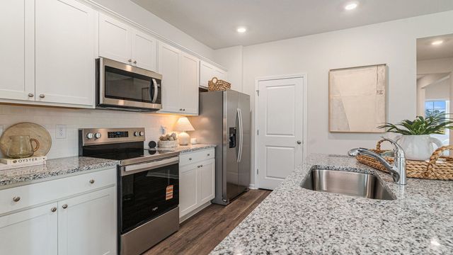 352 Hadley Springs Ave, Longs, SC 29568