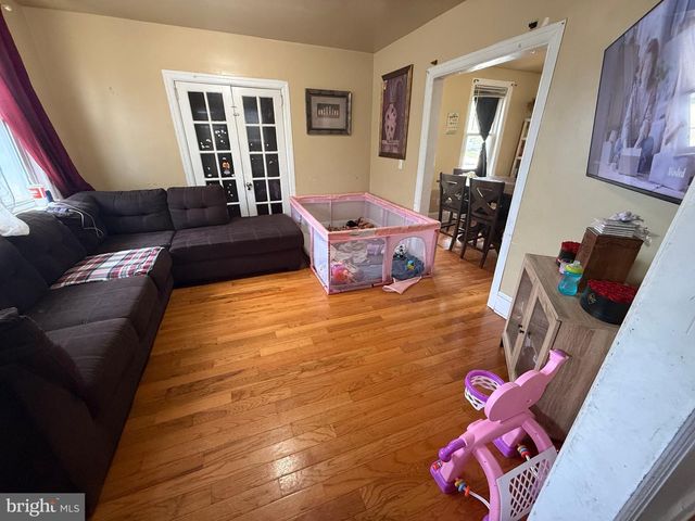 123 ASHLAND AVE, Lawnside, NJ 08045