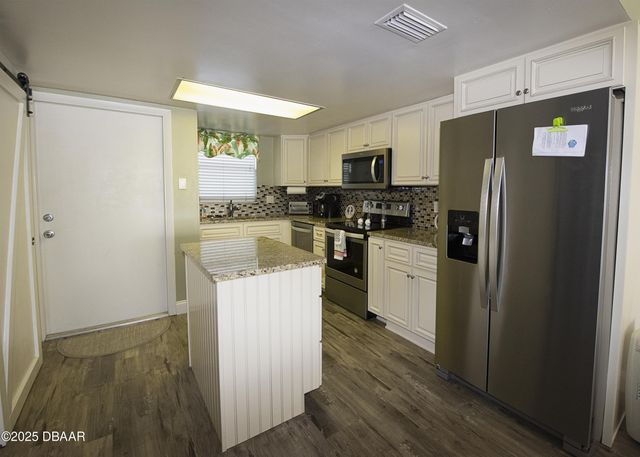 1571 S Atlantic Ave Apt 201, New Smyrna Beach, FL 32169