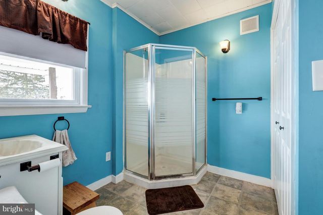 1295 READING RD, Denver, PA 17517