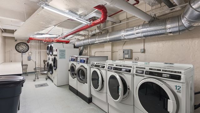 408 W 34th St Apt 6A, New York City, NY 10001