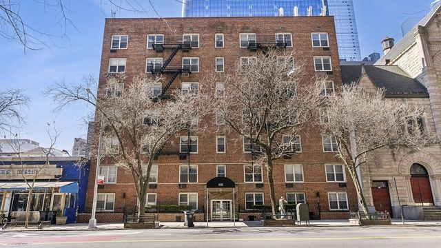 408 W 34th St Apt 6A, New York City, NY 10001