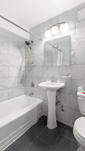 408 W 34th St Apt 6A, New York City, NY 10001