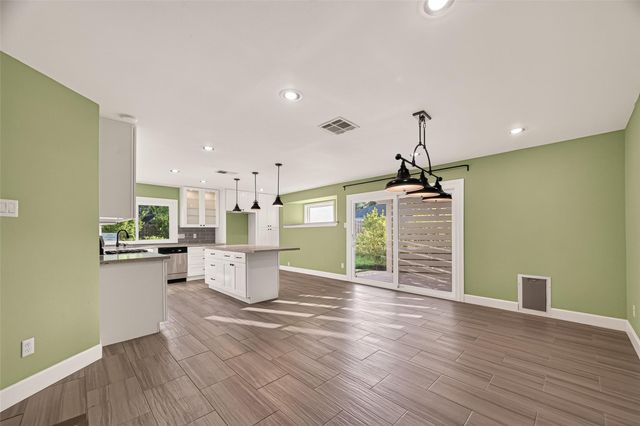 2119 Braesmeadow Lane, Sugar Land, TX 77479