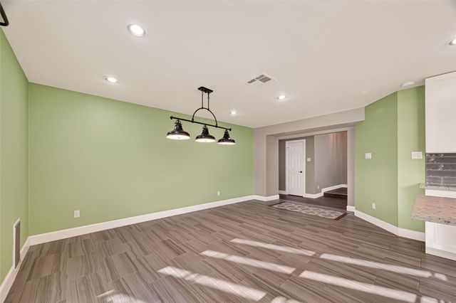 2119 Braesmeadow Lane, Sugar Land, TX 77479