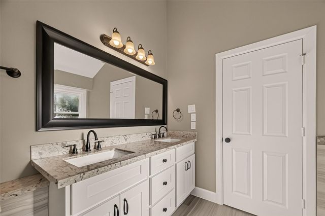 2119 Braesmeadow Lane, Sugar Land, TX 77479