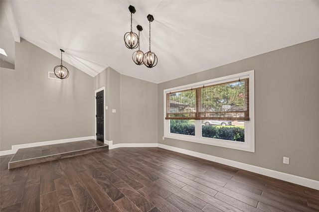 2119 Braesmeadow Lane, Sugar Land, TX 77479