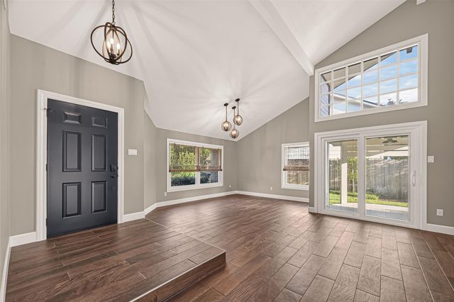 2119 Braesmeadow Lane, Sugar Land, TX 77479
