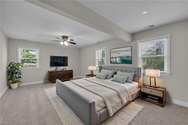 337 Willard DR, Chesapeake, VA 23322