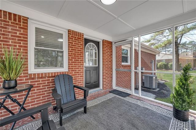 337 Willard DR, Chesapeake, VA 23322