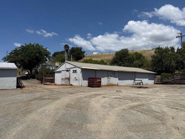 2375 Old Calaveras Road, Milpitas, CA 95035