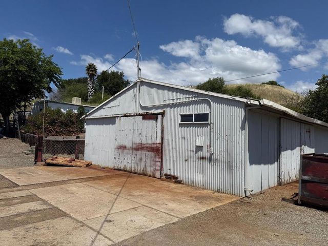 2375 Old Calaveras Road, Milpitas, CA 95035
