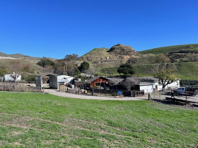 2375 Old Calaveras Road, Milpitas, CA 95035