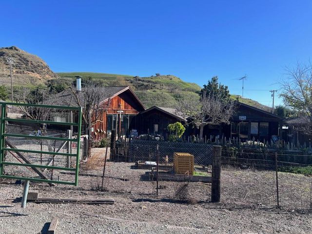 2375 Old Calaveras Road, Milpitas, CA 95035