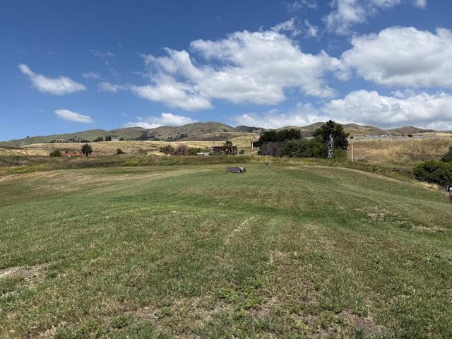 2375 Old Calaveras Road, Milpitas, CA 95035