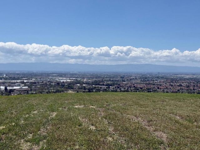 2375 Old Calaveras Road, Milpitas, CA 95035
