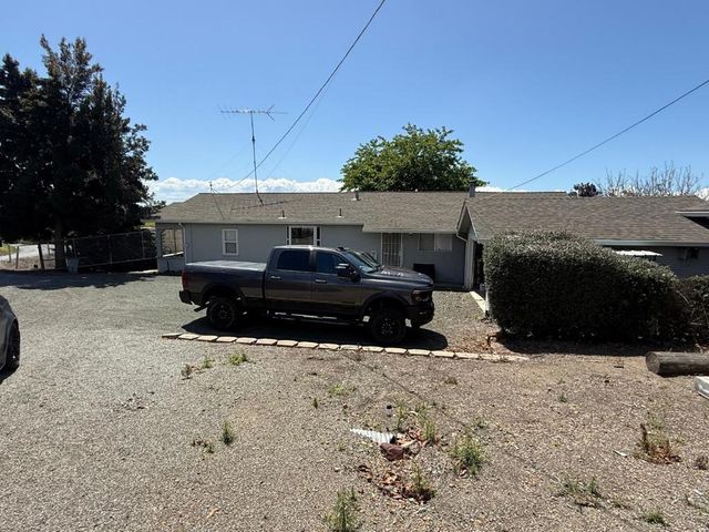2375 Old Calaveras Road, Milpitas, CA 95035