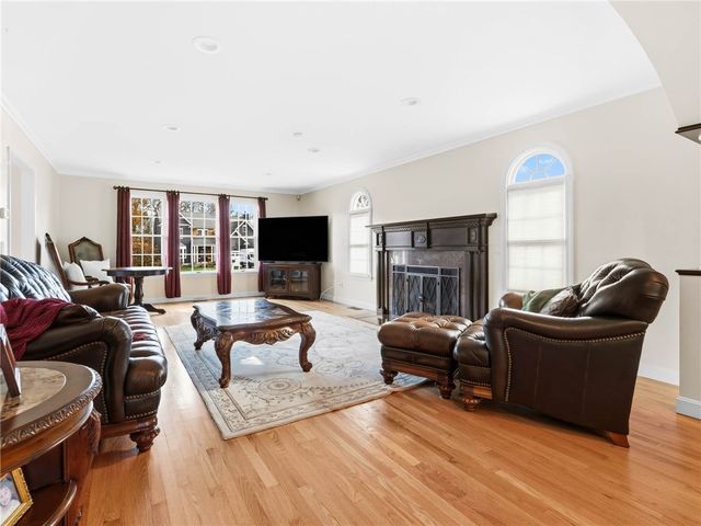 130 Alpine Estates Drive, Cranston, RI 02921