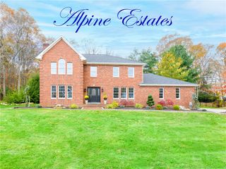 130 Alpine Estates Drive, Cranston, RI 02921