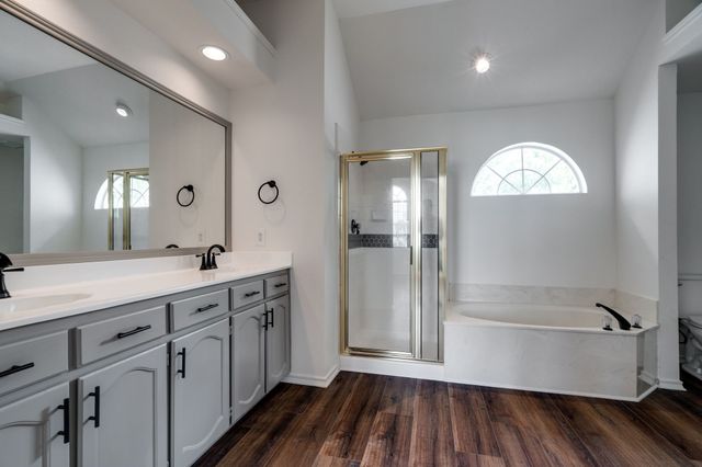 947 Winterstone Drive, Lewisville, TX 75067