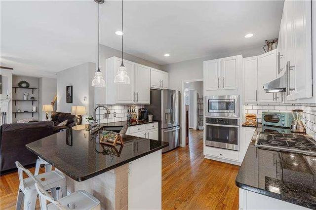 860 Valley Drive, Canton, GA 30114