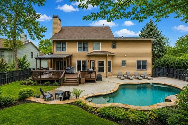860 Valley Drive, Canton, GA 30114
