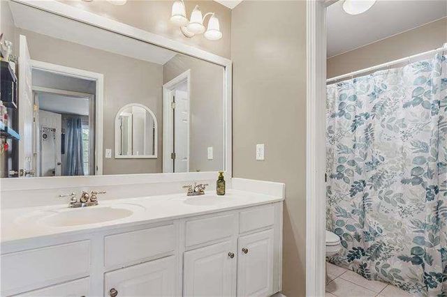 860 Valley Drive, Canton, GA 30114