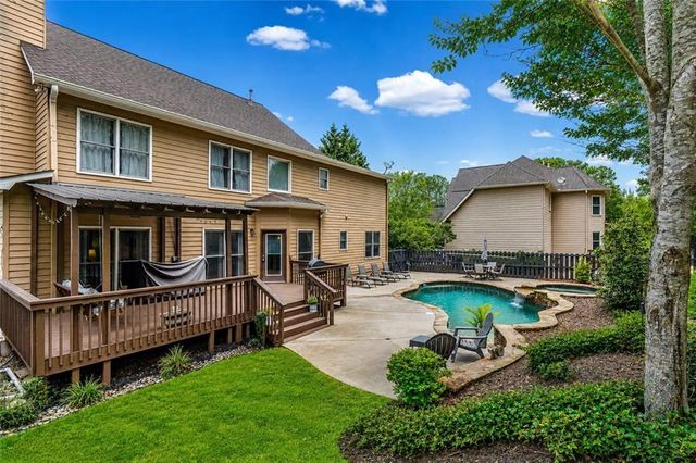 860 Valley Drive, Canton, GA 30114
