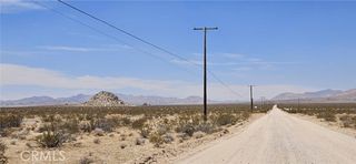 800 Stella/Emerick's Rd, Lucerne Valley, CA 92356