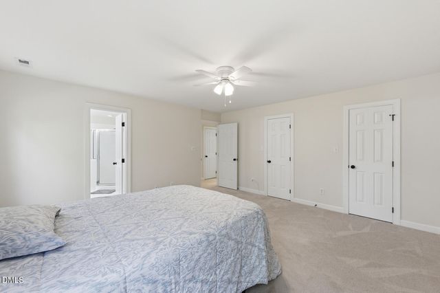 5417 Willow Bridge Lane, Fuquay Varina, NC 27526