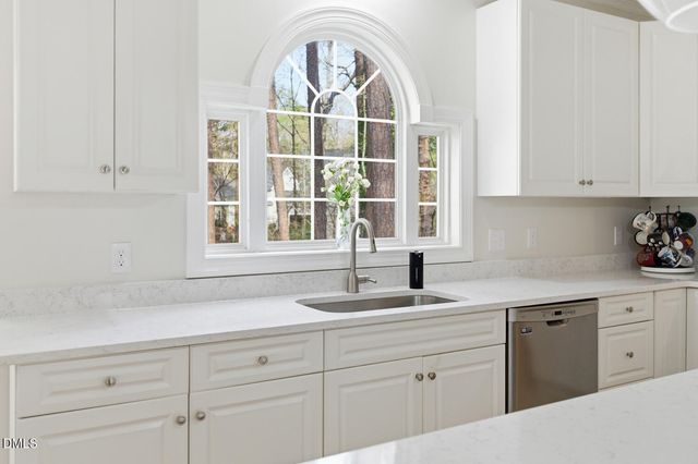 5417 Willow Bridge Lane, Fuquay Varina, NC 27526