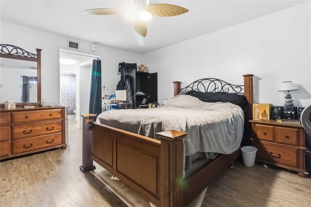 7521 NW 16th Street 4307, Plantation, FL 33313