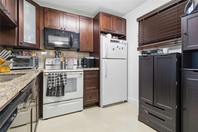7521 NW 16th Street 4307, Plantation, FL 33313