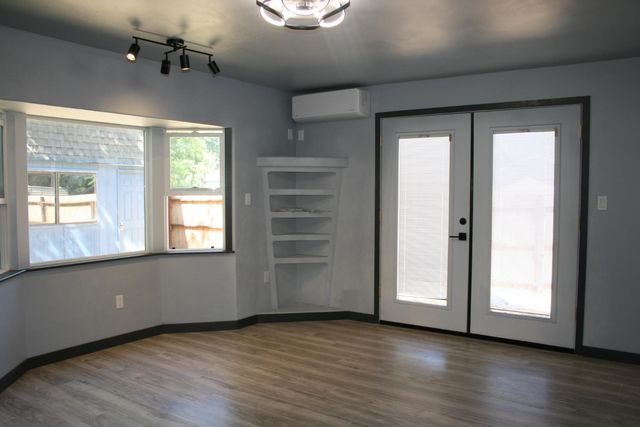321 Pleasant St #B, Grass Valley, CA 95945