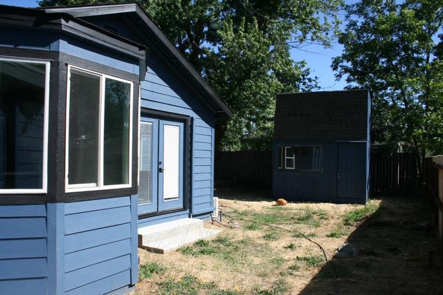 321 Pleasant St #B, Grass Valley, CA 95945