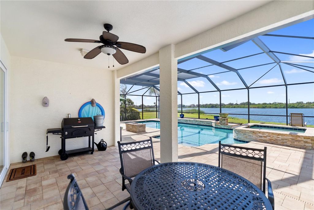 Image 15 of property listing at 5070 47TH STREET W, Bradenton, FL 34210
