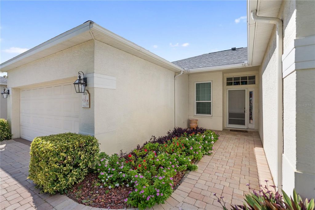 Image 43 of property listing at 5070 47TH STREET W, Bradenton, FL 34210