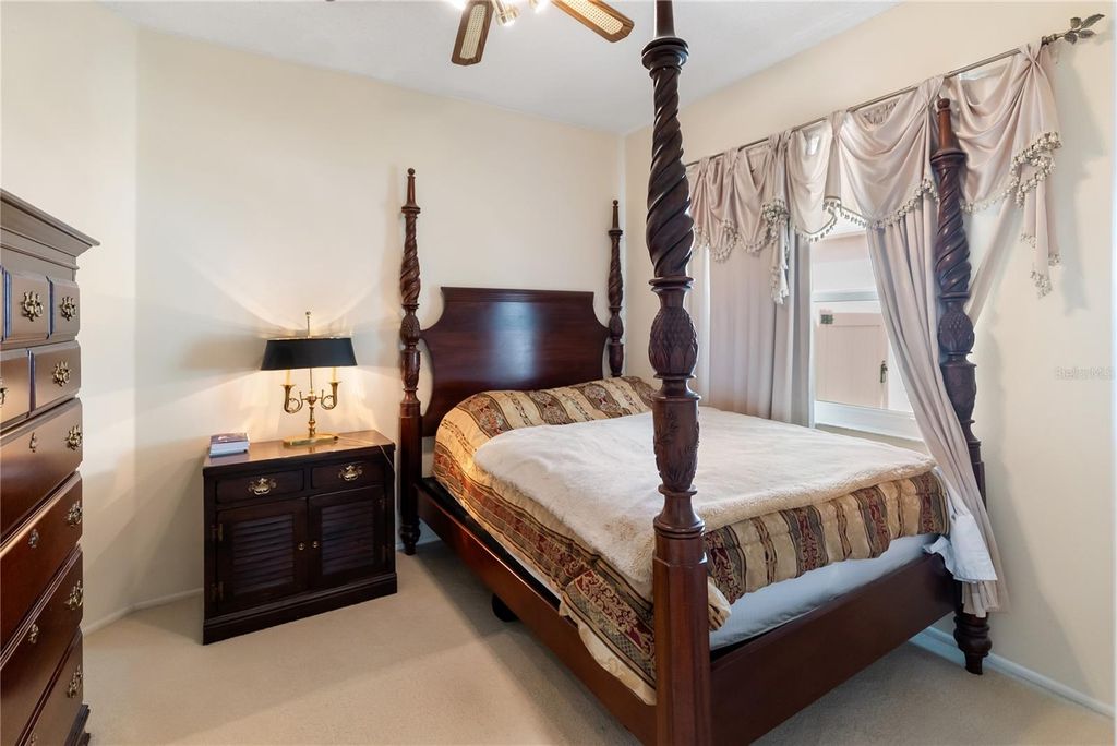 Image 10 of property listing at 5070 47TH STREET W, Bradenton, FL 34210